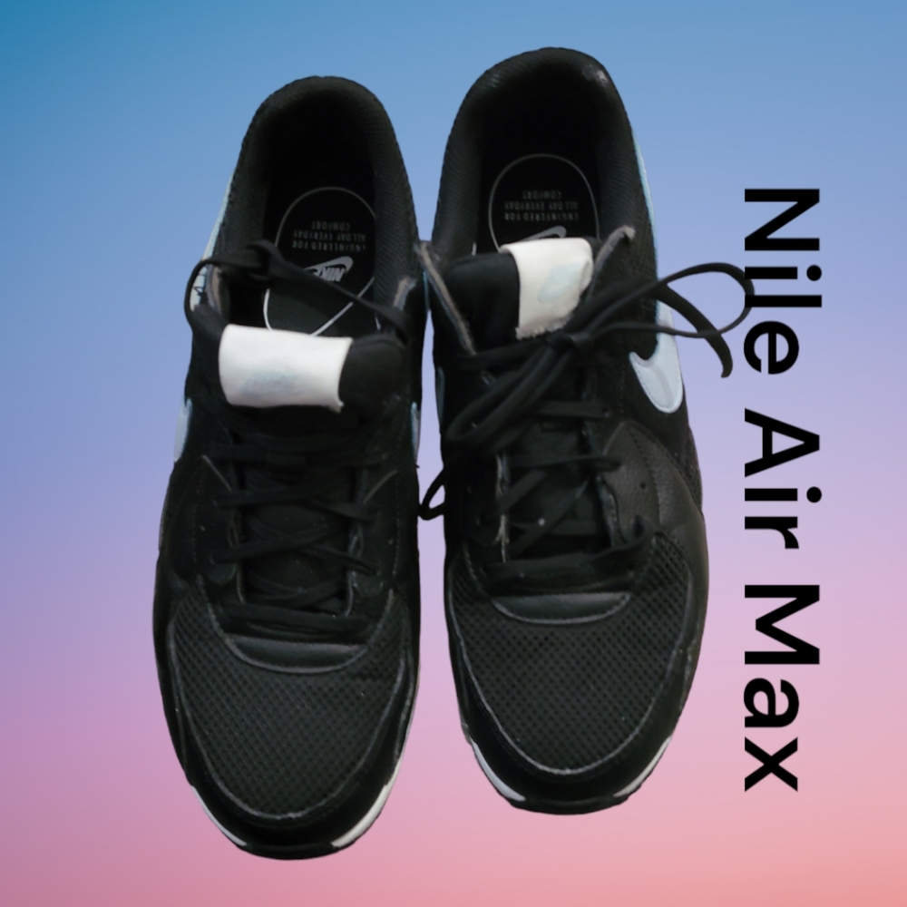 Nike Air Max Black tennis shoes size 10